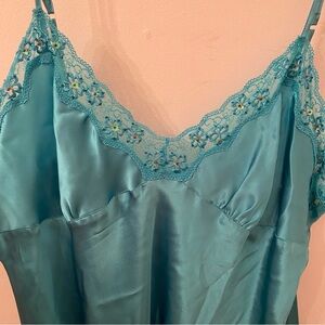 100% Pure Silk Turquoise Sequin and Lace Embroidered Cami XL - Ninety ✨